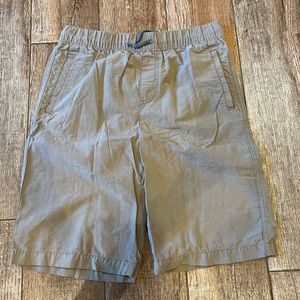 Boys urban pipeline shorts size 14-16